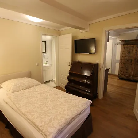 Apartahotel Goldener Hirsch