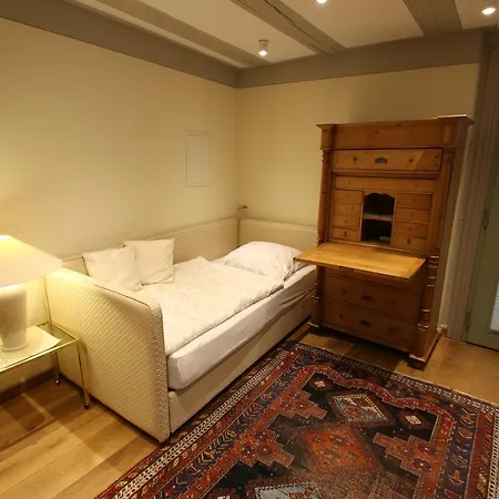 Aparthotel Goldener Hirsch